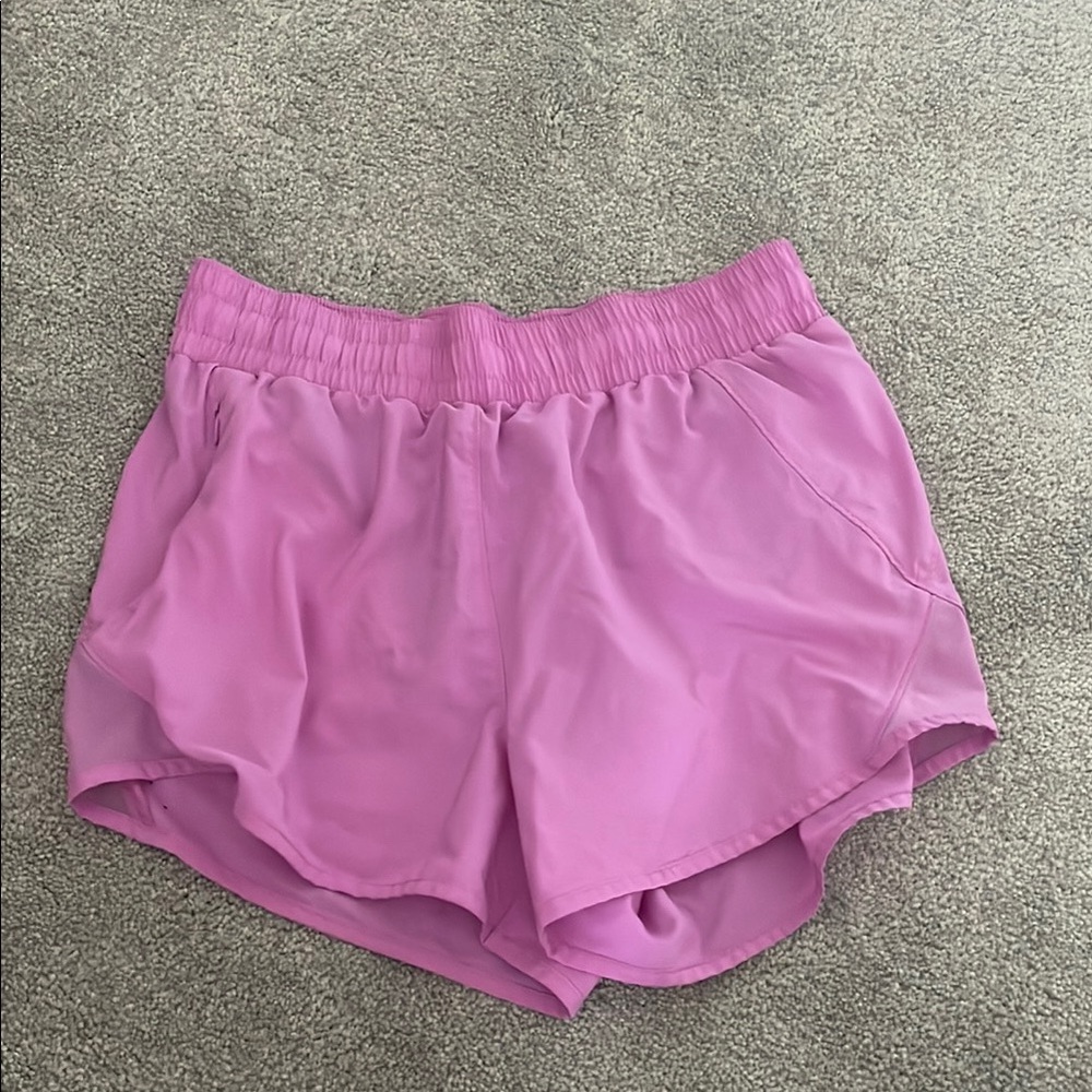 Mid-rise Athletic Shorts with pockets
